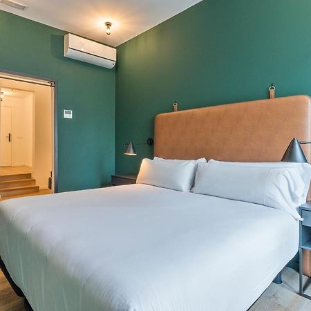 Uma Suites Atocha マドリード エクステリア 写真