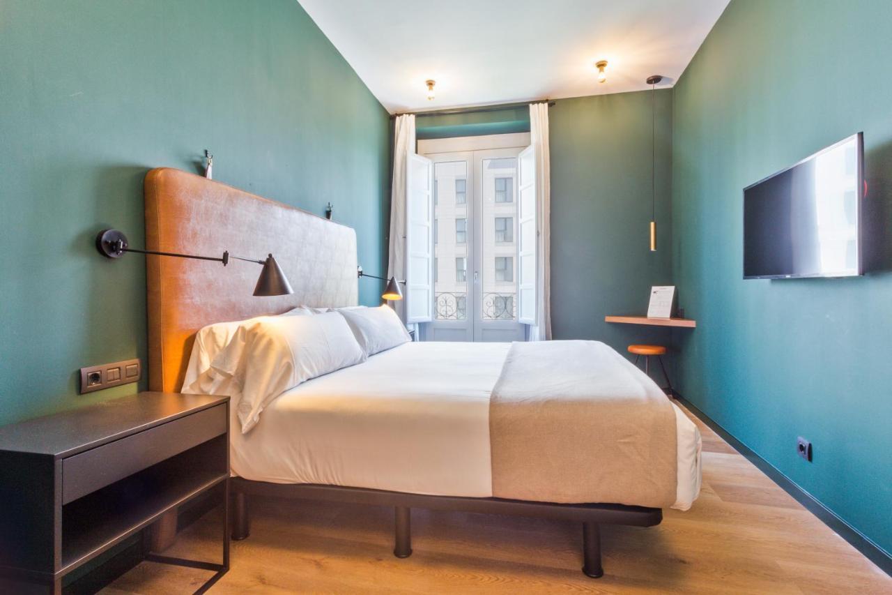 Uma Suites Atocha マドリード エクステリア 写真