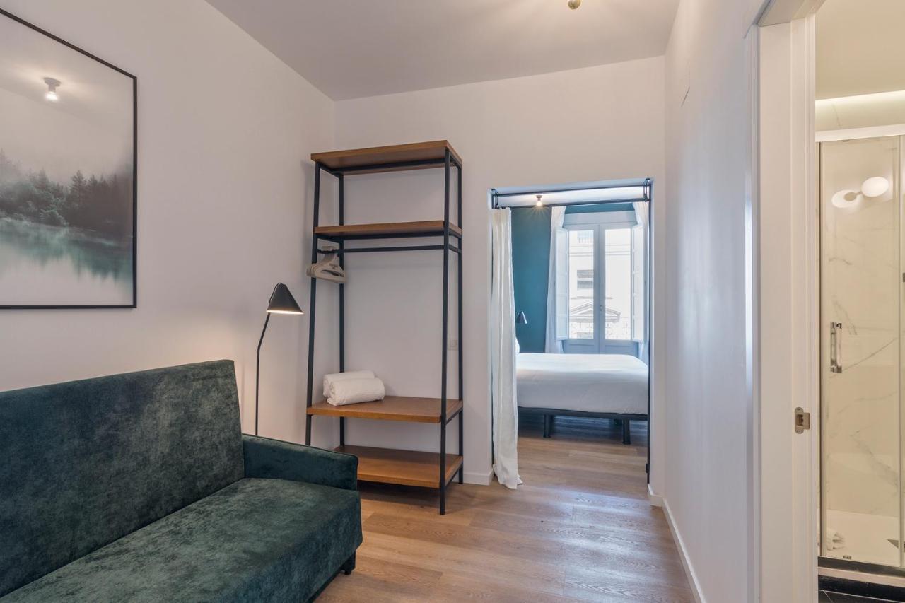 Uma Suites Atocha マドリード エクステリア 写真